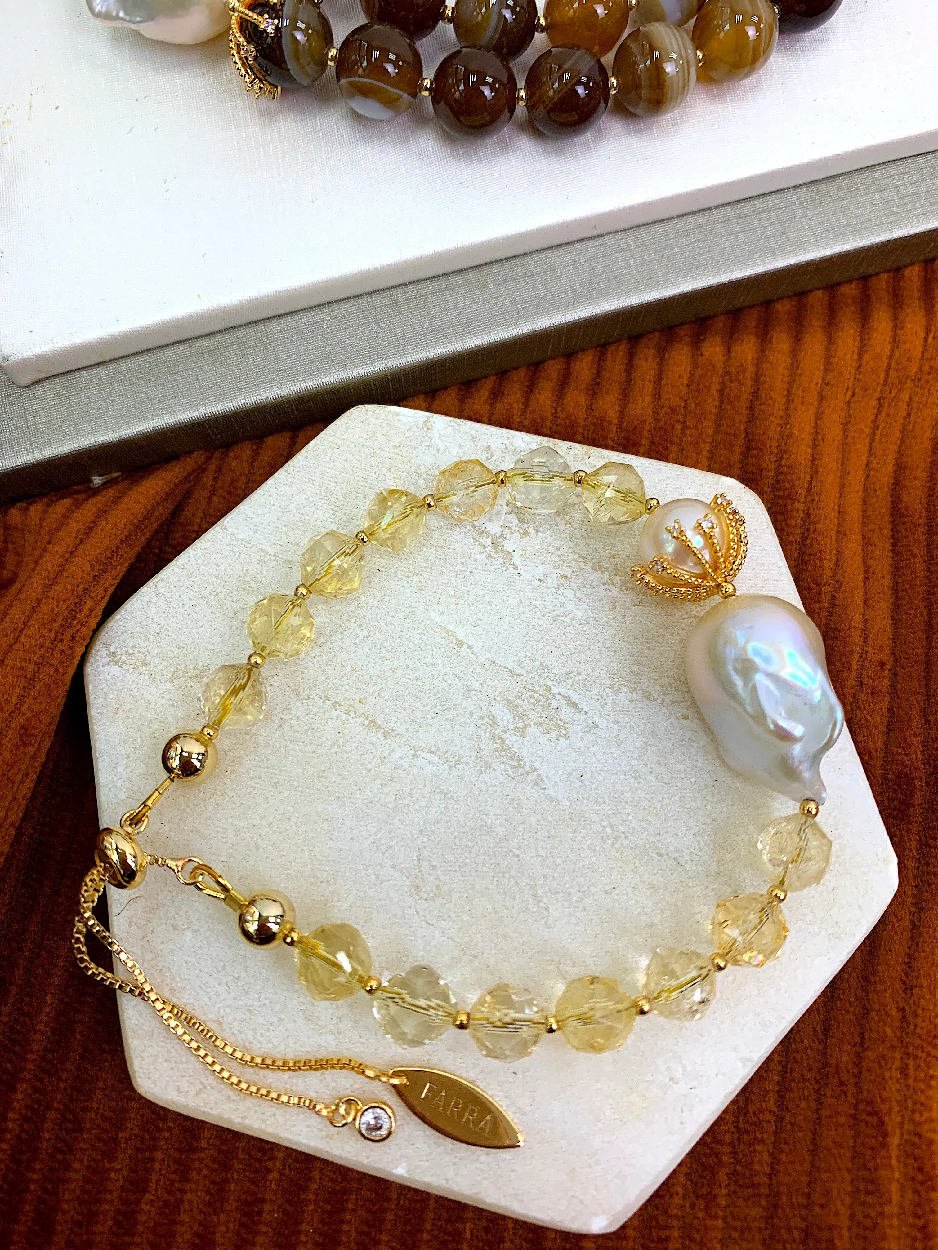 Citrine With baroque Pearls Adjustable Bracelet HB003