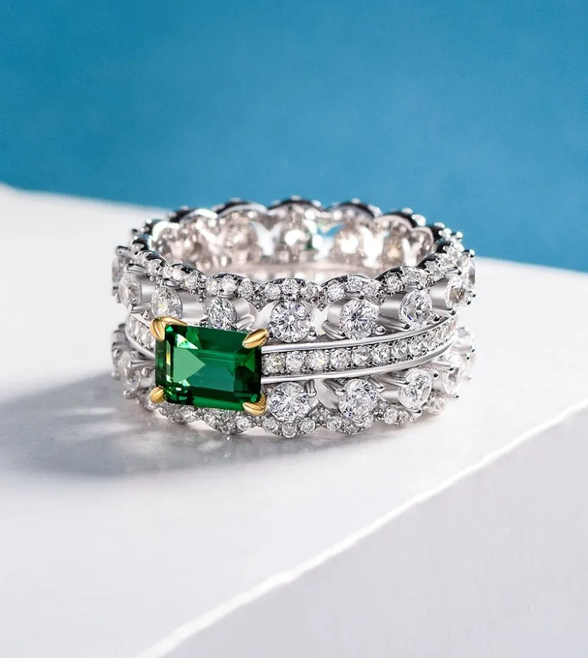 Luxurious Emerald and Round Cut Cubic Zirconia Eternity Band