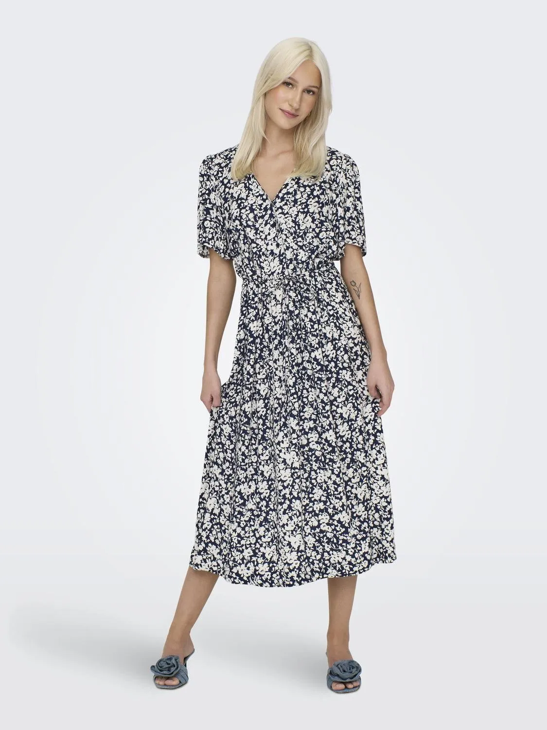 ONLHALIA S/S MIDI DRESS WVN NOOS