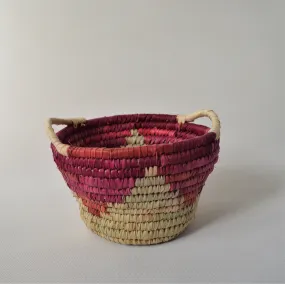 Woven straw fruit bowl, Red triangles bowl Christmas gift